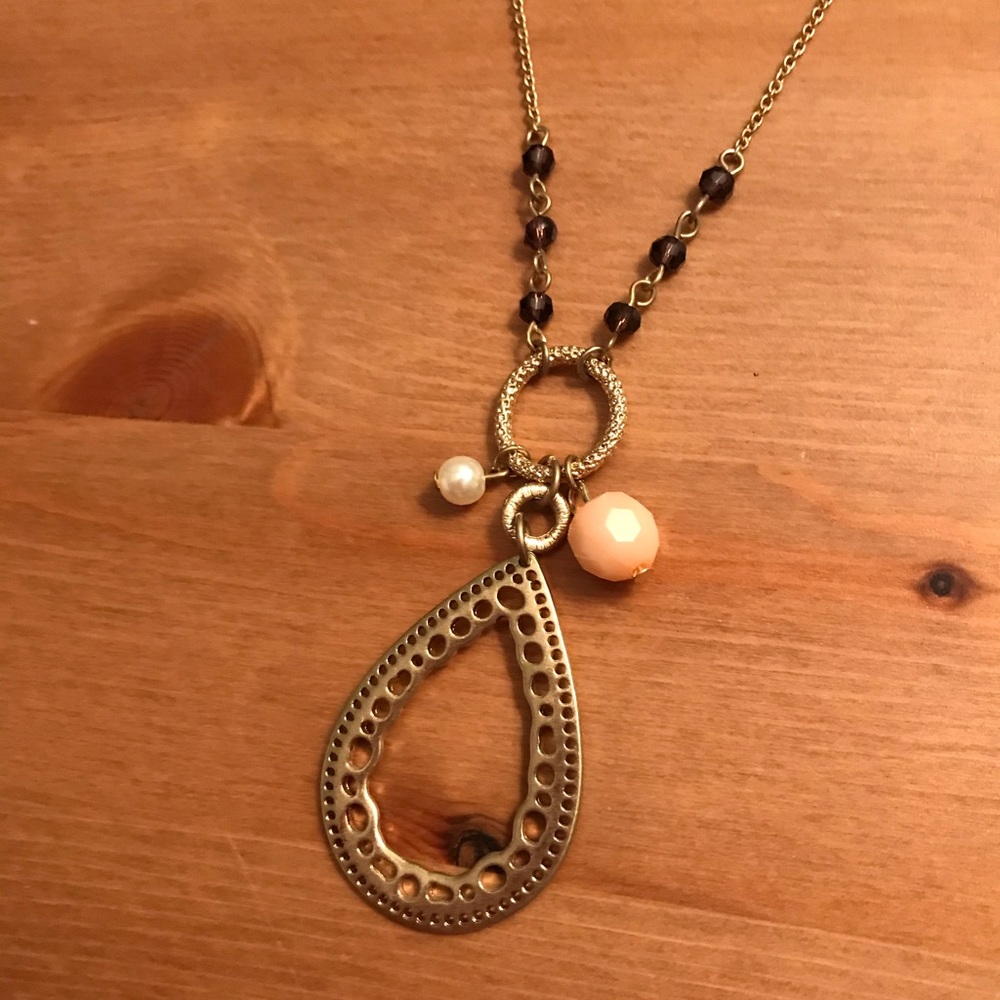 2 for $10!🌸 Long statement necklace - Picture 2 of 4